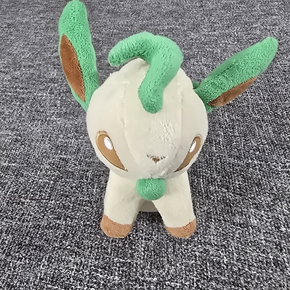 Pokemon Center Plush Leafeon 2010 Stuffed Animal Toy Small